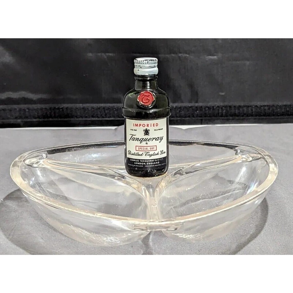 Very Rare Tanqueray Gin Pub Bar Peanut Dish 1960s Home Bar EUC
